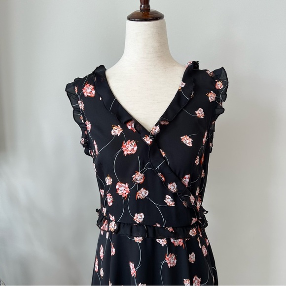 Who What Wear Floral Ruffle MIDI Dress - Picture 6 of 8